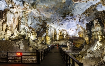 Phong Nha - najväčšia jaskyňa sveta