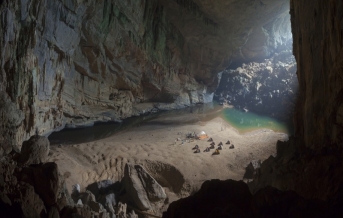 Phong Nha - najväčšia jaskyňa sveta